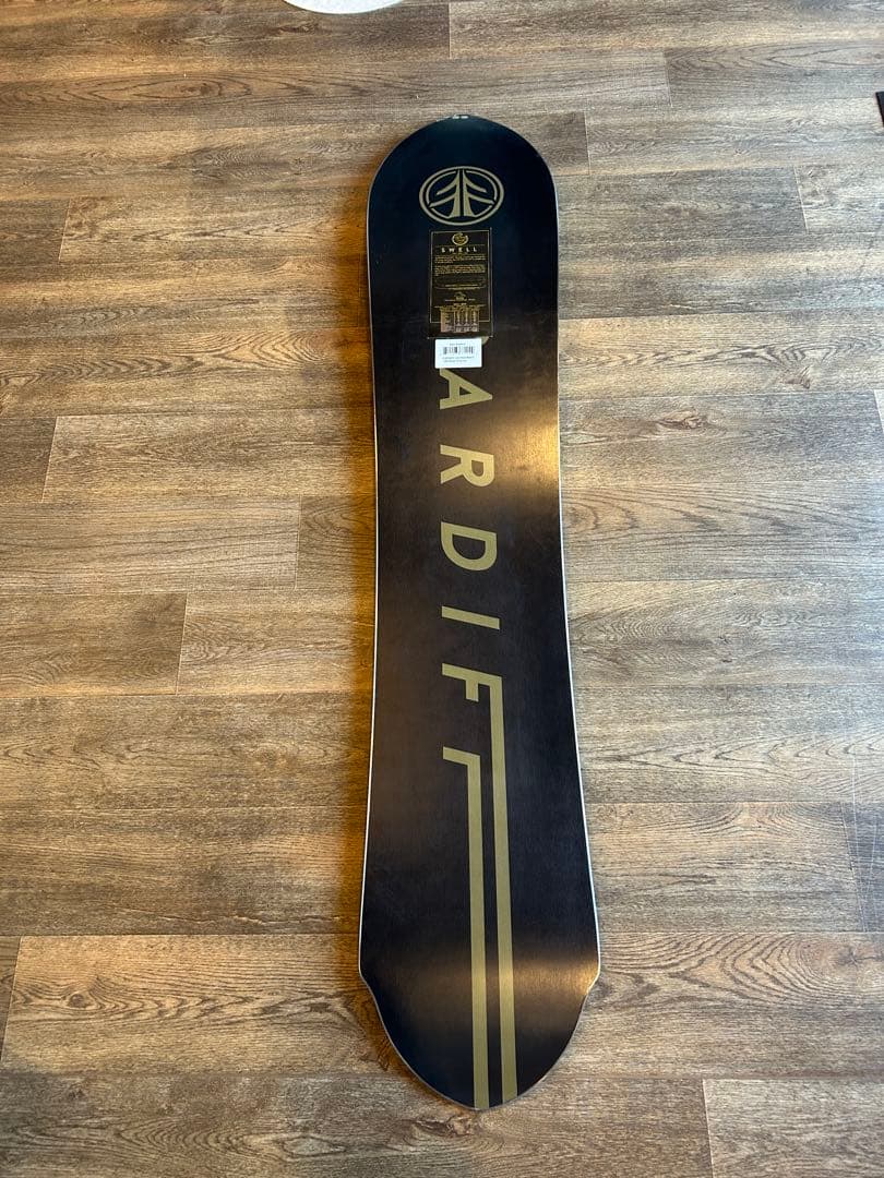 CARDIFF SWELL 156 新品未使用