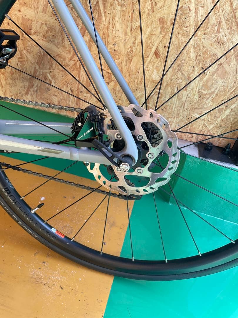 TREK EMONDA ALR5 105仕様 トレック　引き取り限定