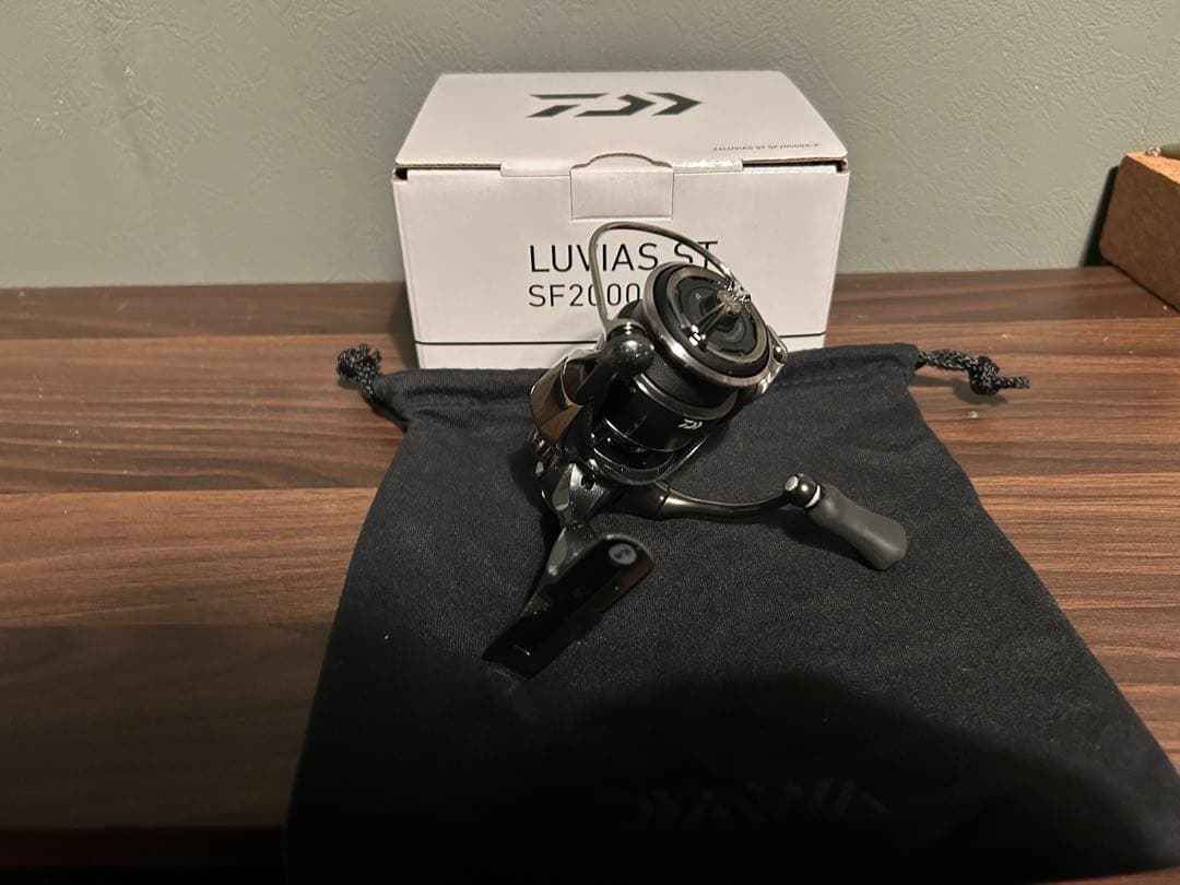 DAIWA LUVIAS ST SF2000SS-P 新品未使用