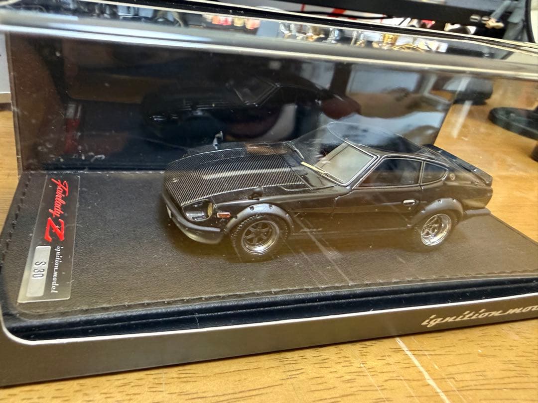 イグニションモデル　フェアレディZ ブラック 1/43