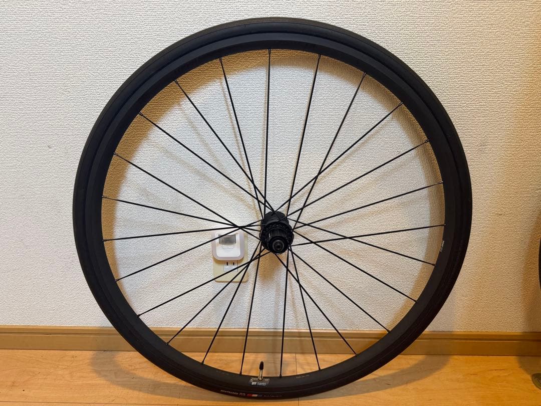 極上品　DT SWISS PR 1400 DICUT OXiC 21 ホイール