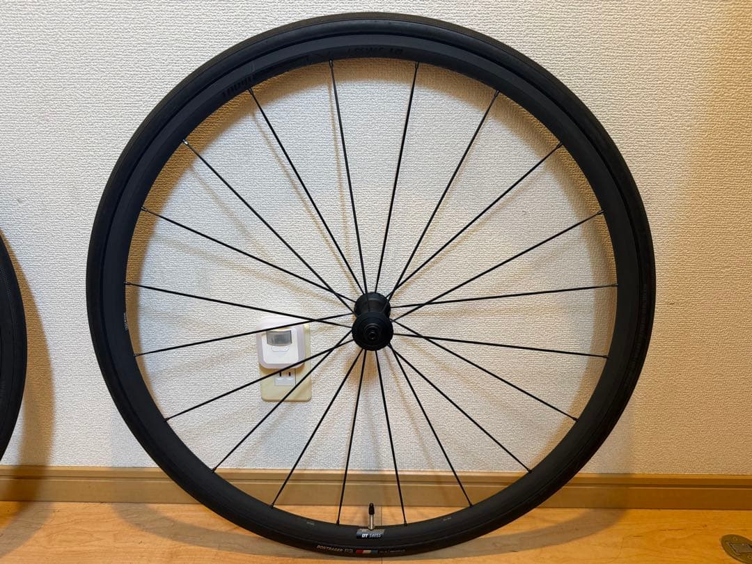極上品　DT SWISS PR 1400 DICUT OXiC 21 ホイール
