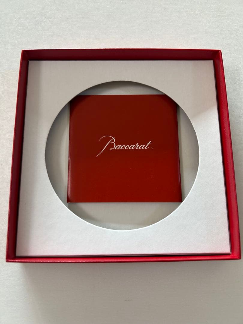 【新品未使用　】　Baccarat クリスタル皿 12㎝　専用ボックス付き