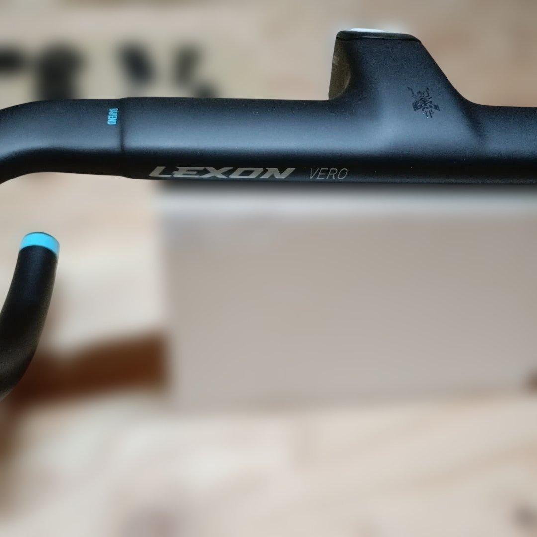 新品未使用　LEXON VERO カーボン　ステム一体型ハンドル