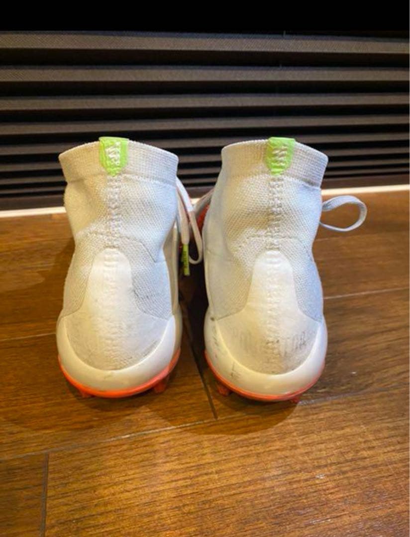 adidas プレデタースパイク