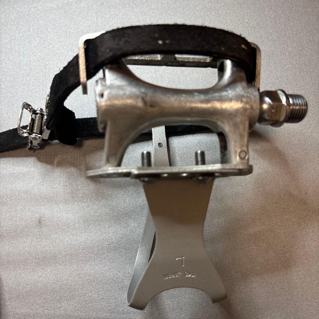 MKS  NUEVO フラットペダル