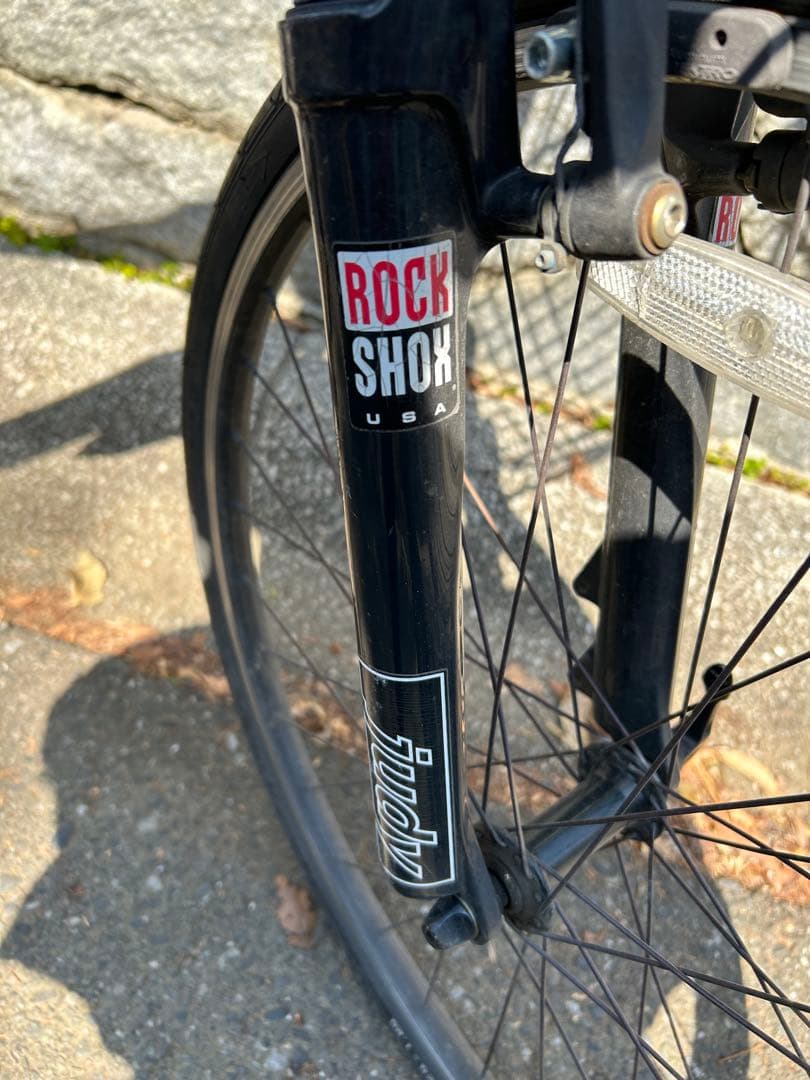 Cannondale F300 タイヤ交換街乗り用