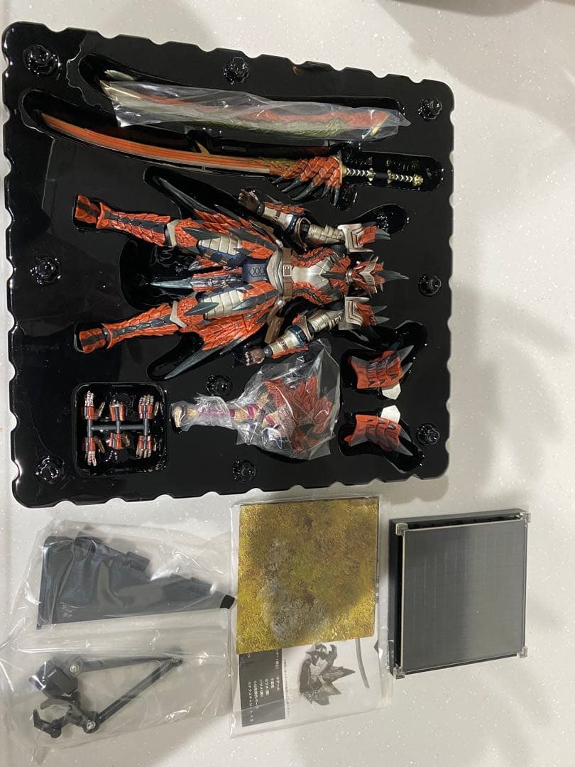 モンスターハンター4 フル可動アクションフィギュア レウスシリーズ装備ハンター