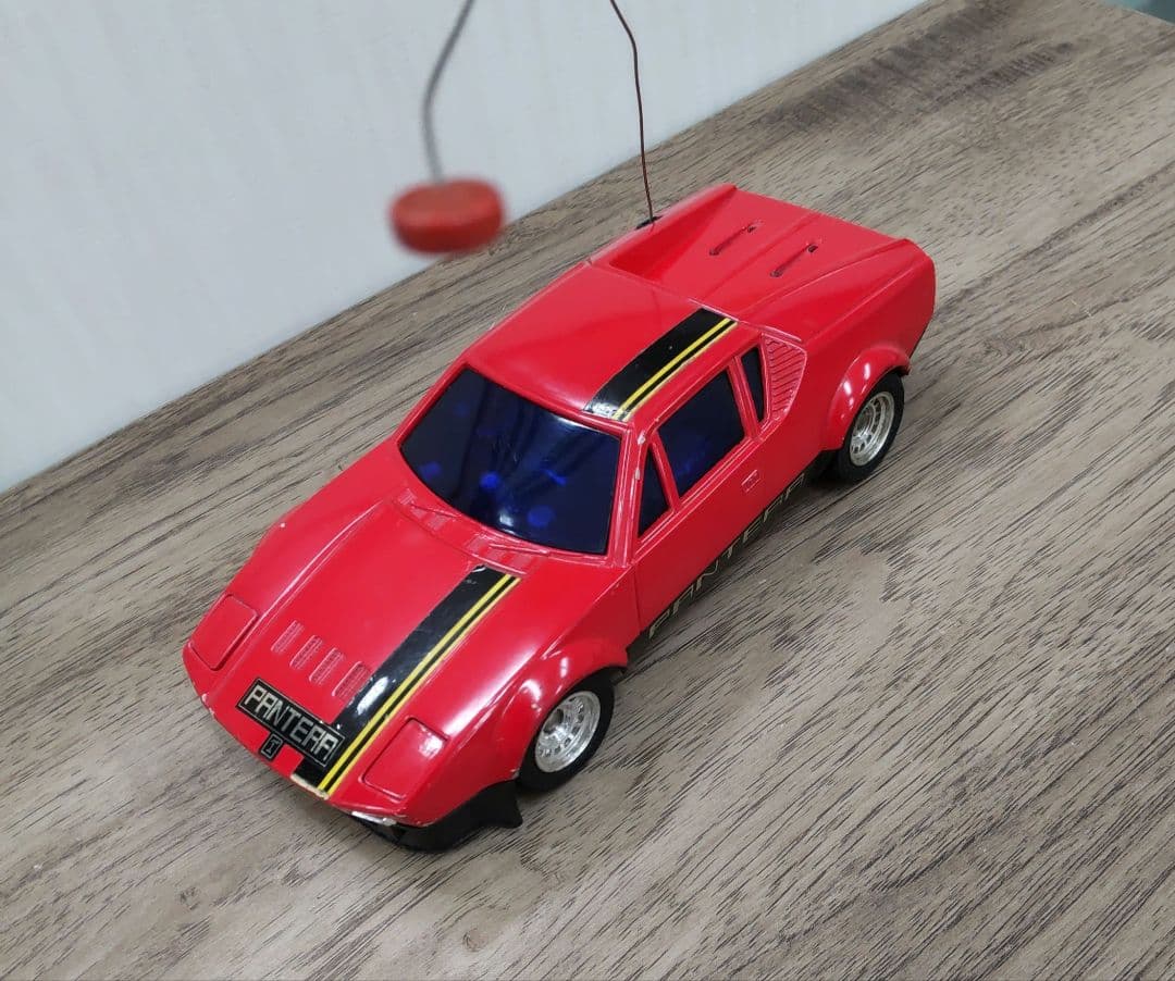デ・トマソ パンテーラ　PANTERA ラジコンカー