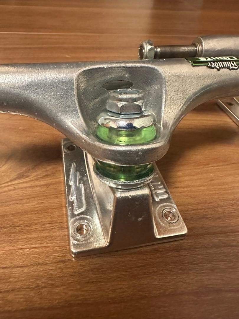 THUNDER スケボー トラック 149 LIGHTS II POLISHED