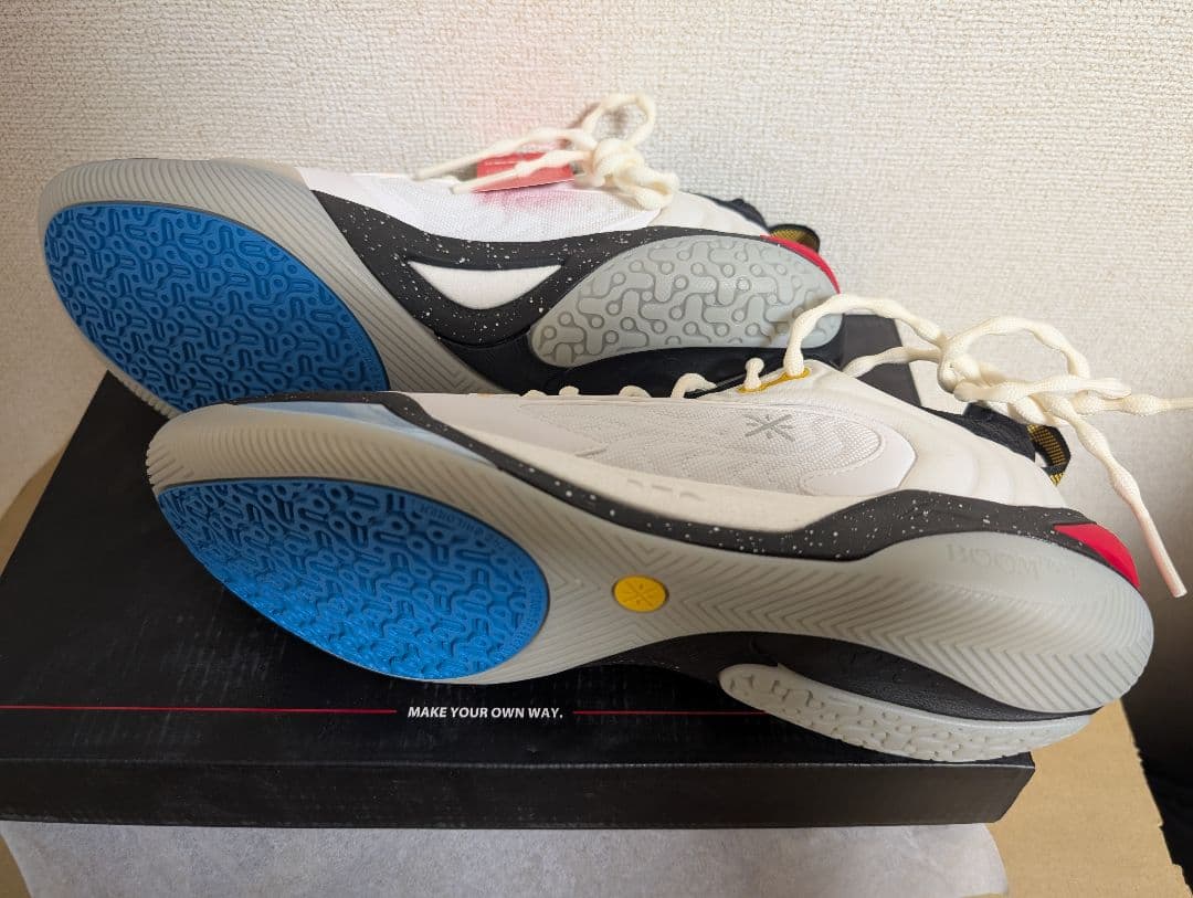 Li-Ning（リーニン）Wade Ice Blood 2 V2