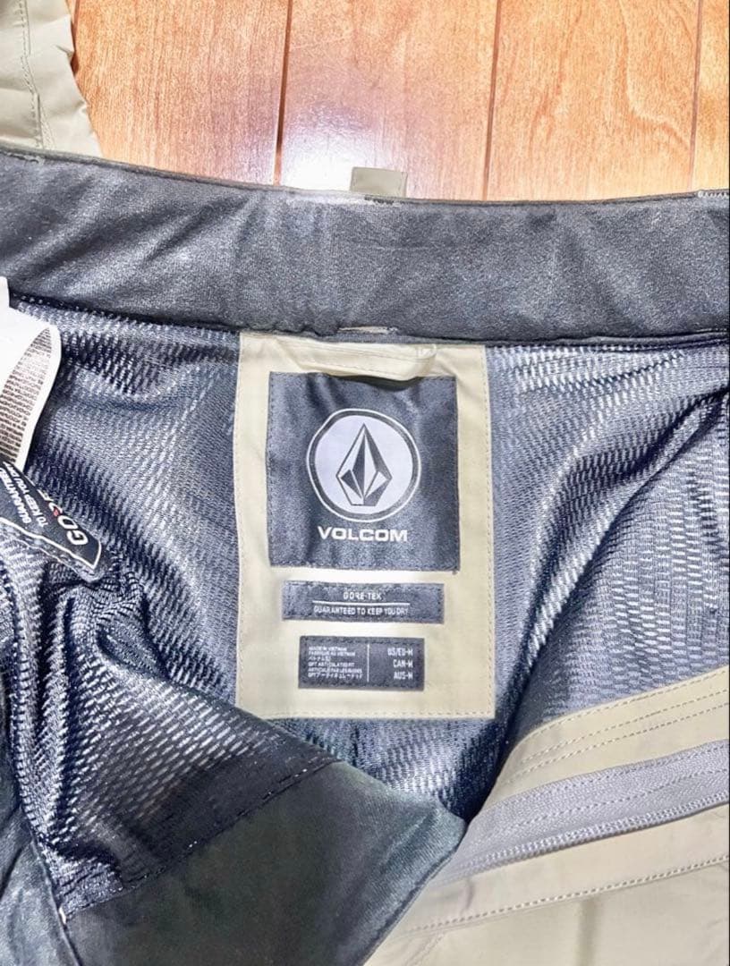 volcom ボルコムGORE-TEX スノーボード パンツ Mサイズ