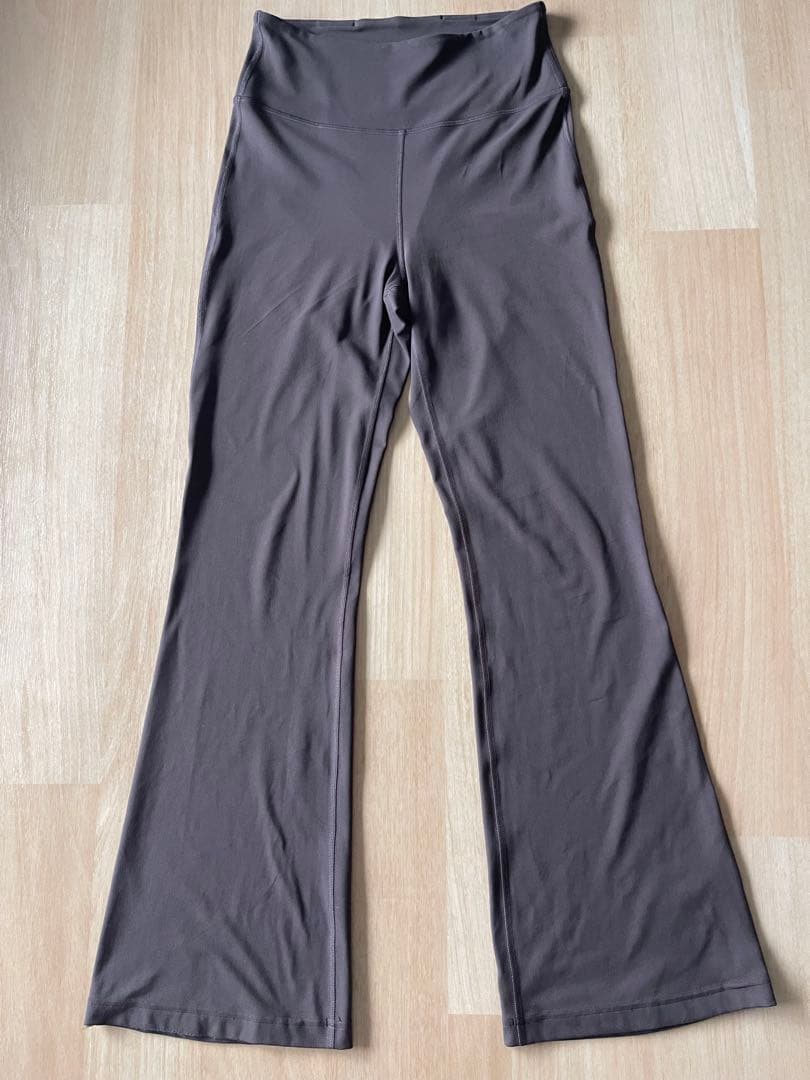 LululemongrooveパンツフレアフィットダークブラウンアジアフィットL