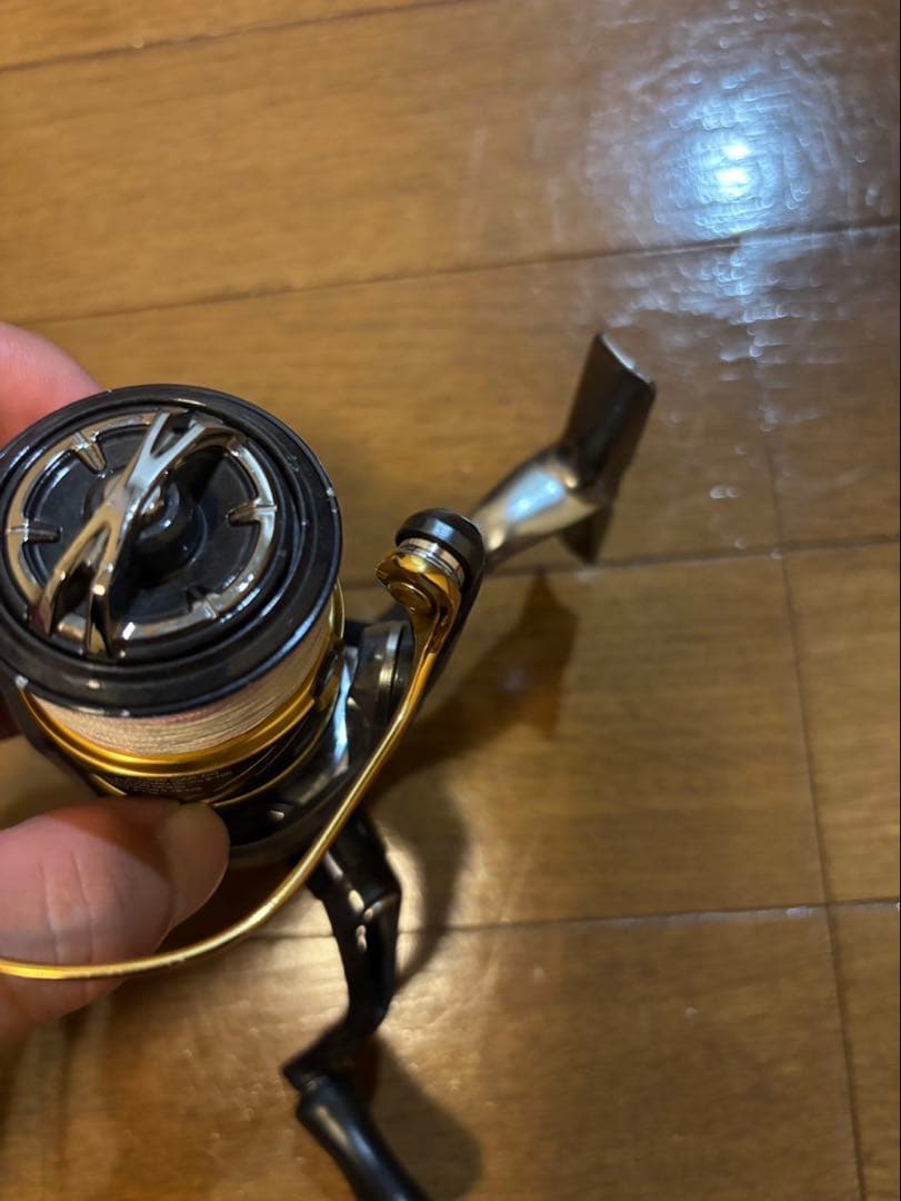 SHIMANO Vanquish C2500HGS スピニングリール