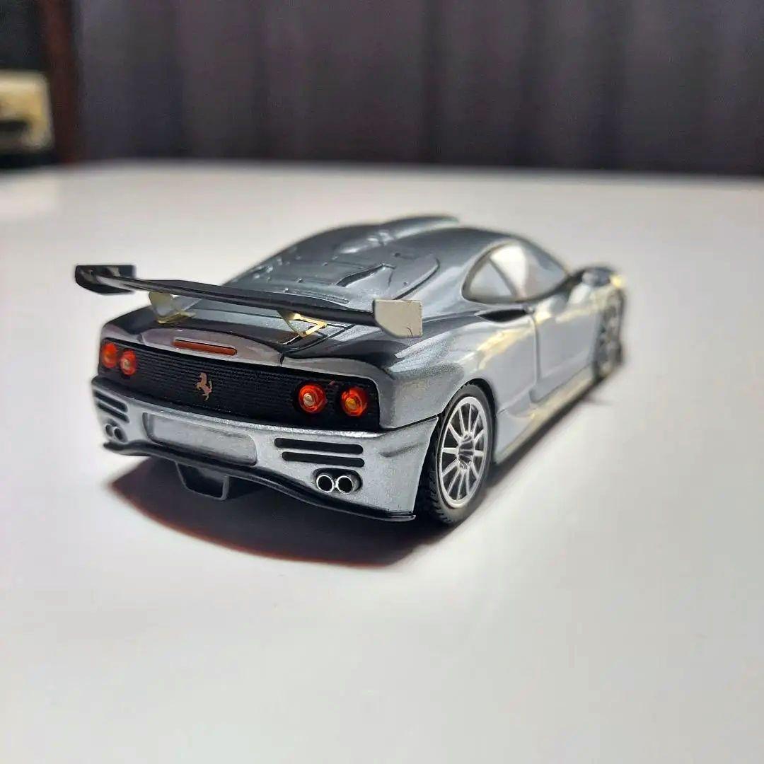 ケース無しのため格安　フェラーリ　360モデナ　チャレンジ　ミニカー　1/43