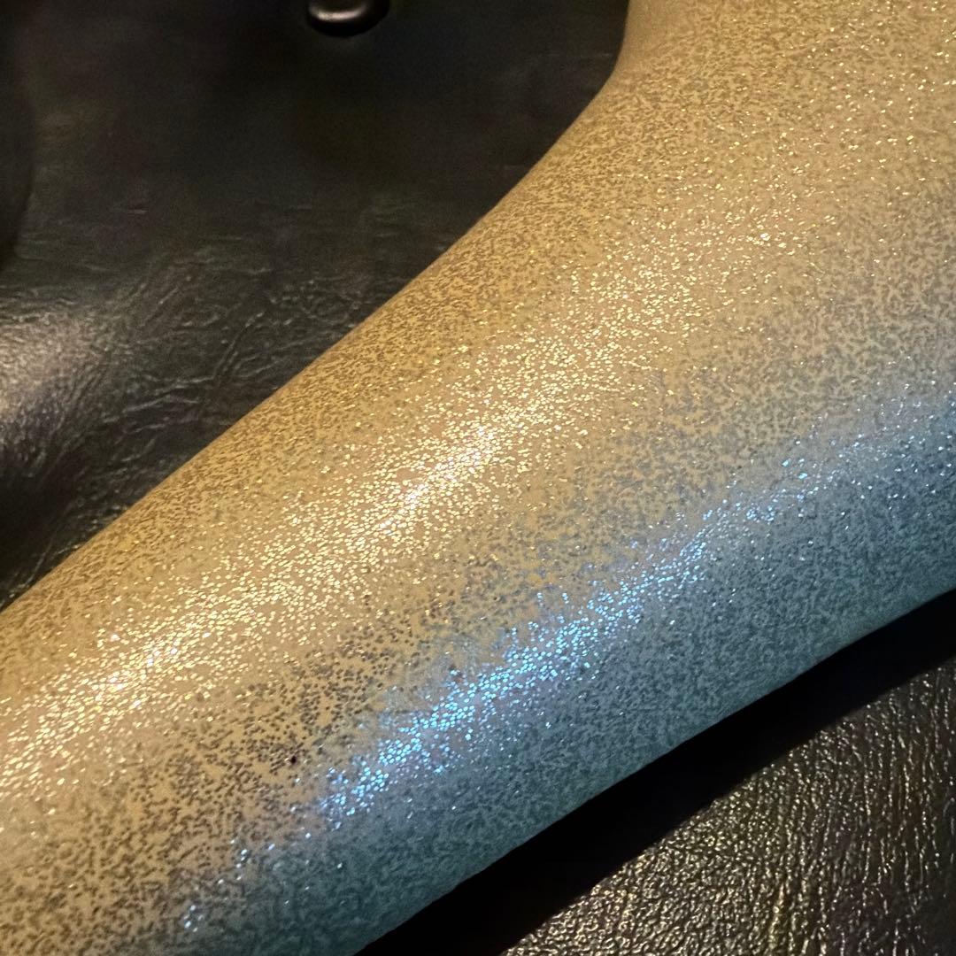 VELOサドル ラメカラー　激レア‼️