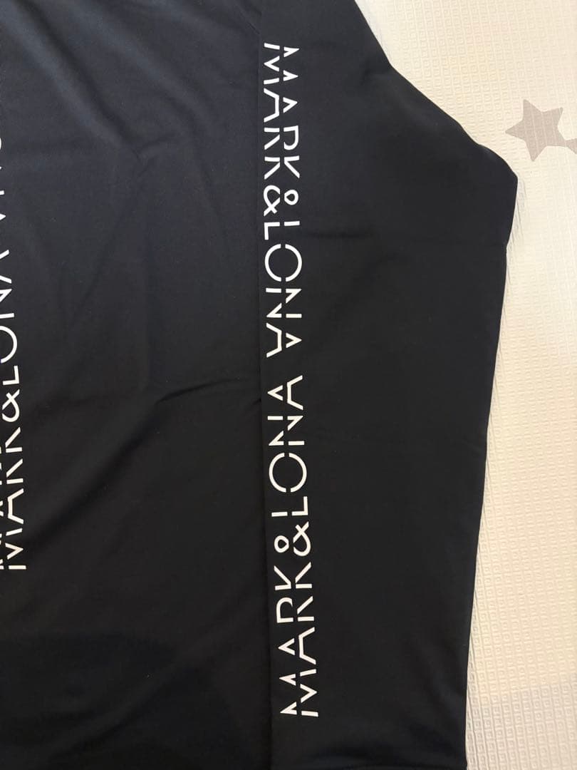 マークアンドロナ　モックネック　XL 50 新品　Mark&lona 長袖
