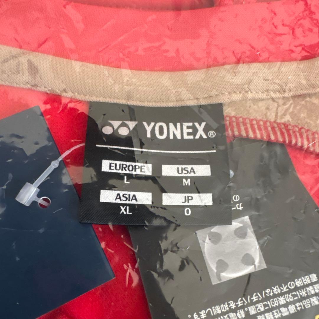 ヨネックスYONEX ユニライトトレーナー31051 サンセットレッド　Oサイズ