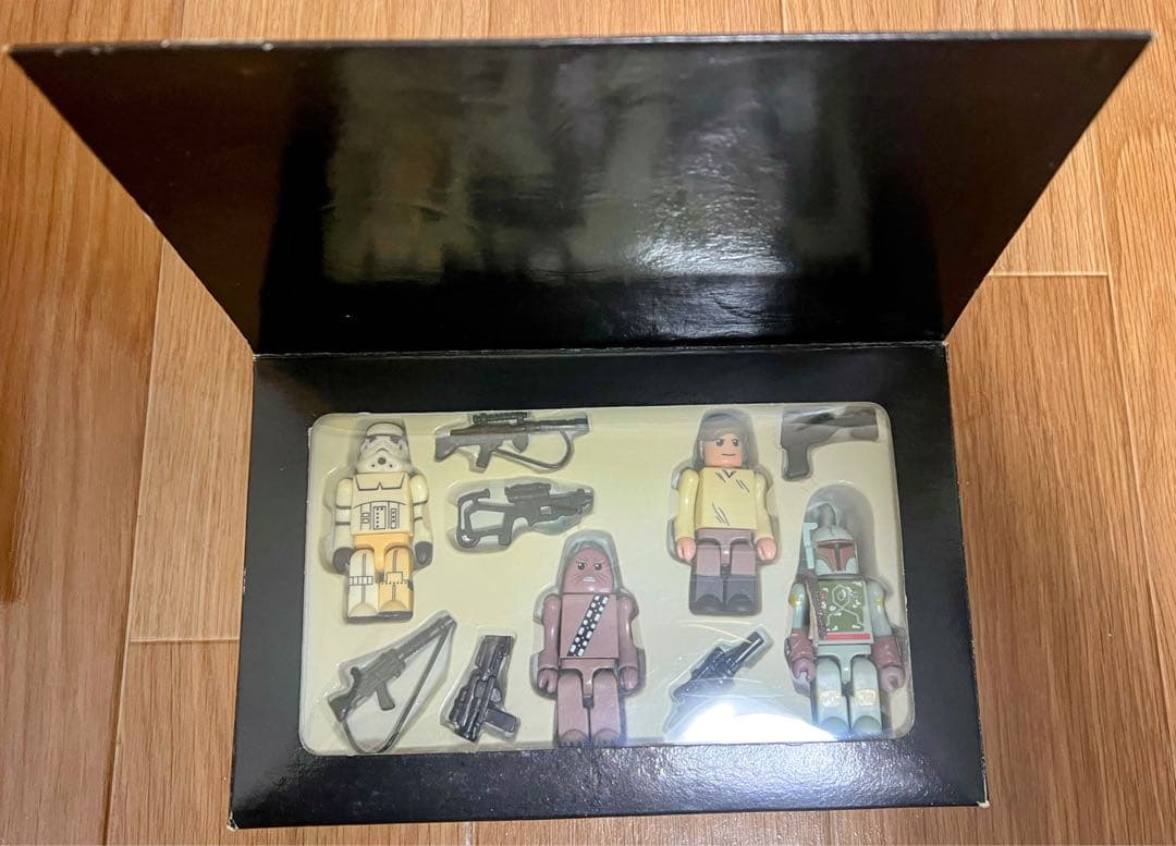 超貴重　STAR WARS キューブリック フィギュア