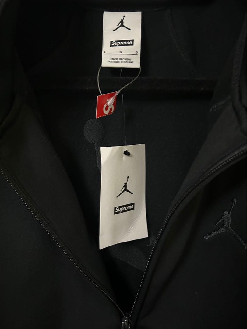 supreme ジョーダン セットアップ