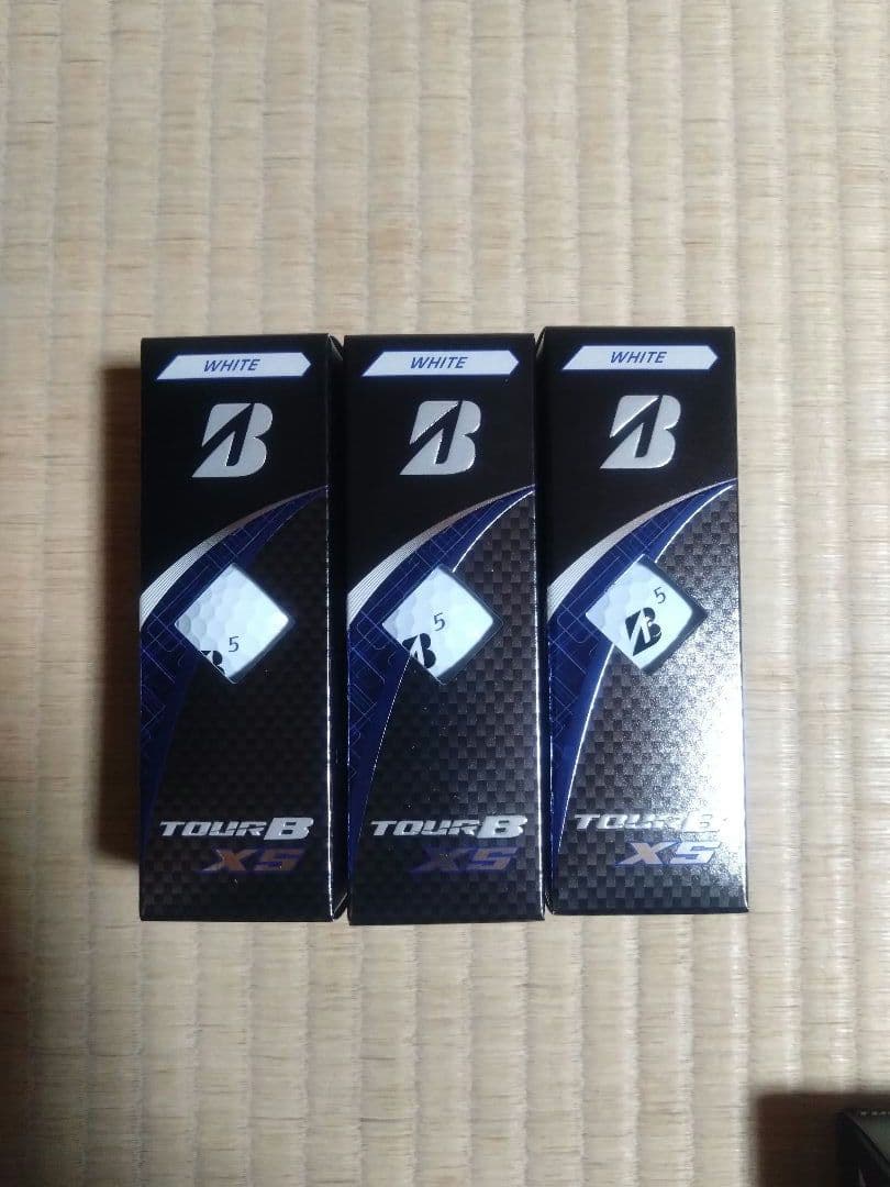 新品未使用ブリヂストンゴルフボール TOUR B XS (24個)