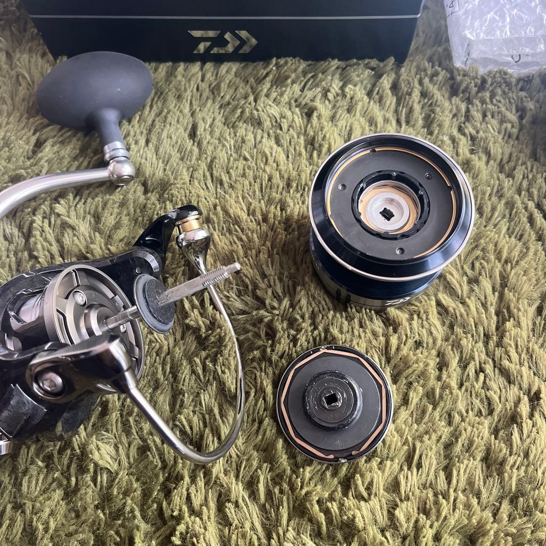 【美品】ダイワ 21 セルテート SW 10000-H