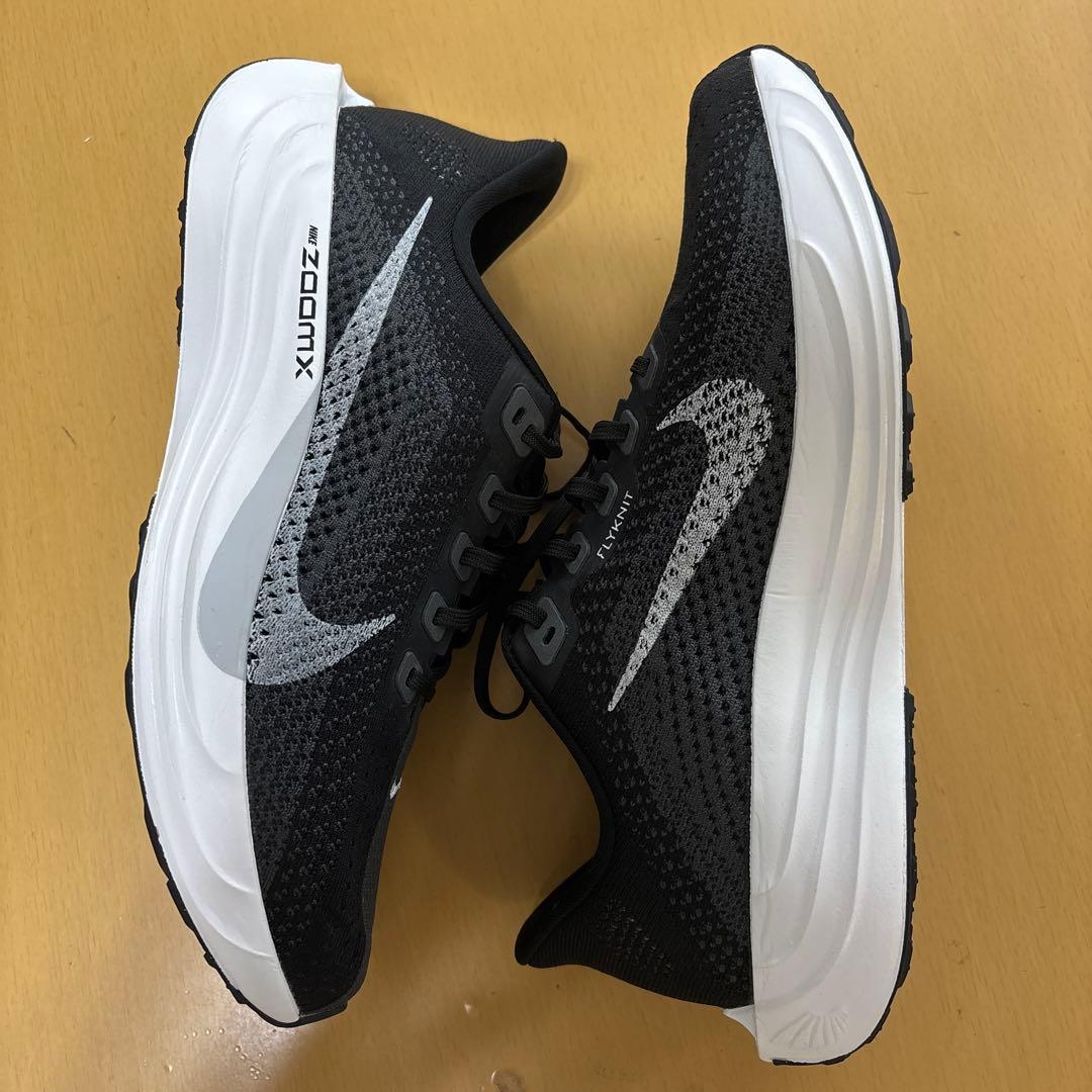 新品　NIKE ペガサスプラス　26cm タグ、箱有り