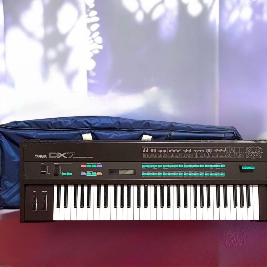 動作品 ケース カートリッジ付美品 ヤマハ DX7 61鍵デジタルシンセサイザー
