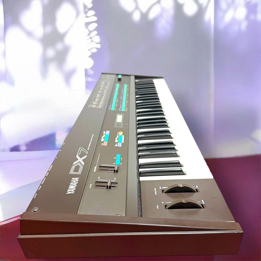 動作品 ケース カートリッジ付美品 ヤマハ DX7 61鍵デジタルシンセサイザー