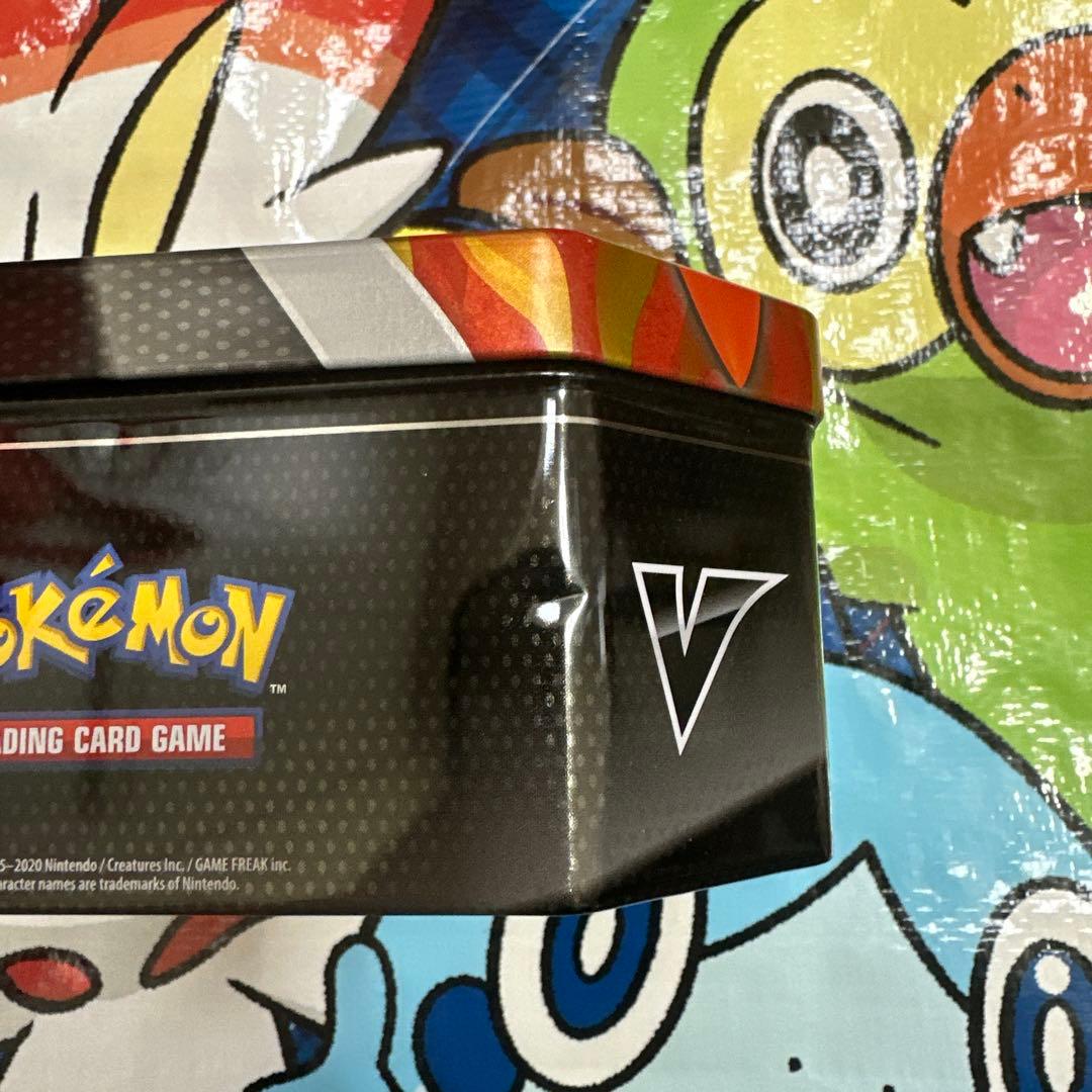 ポケモン　海外　缶ケース② ヒバニー　メッソン　サルノリ