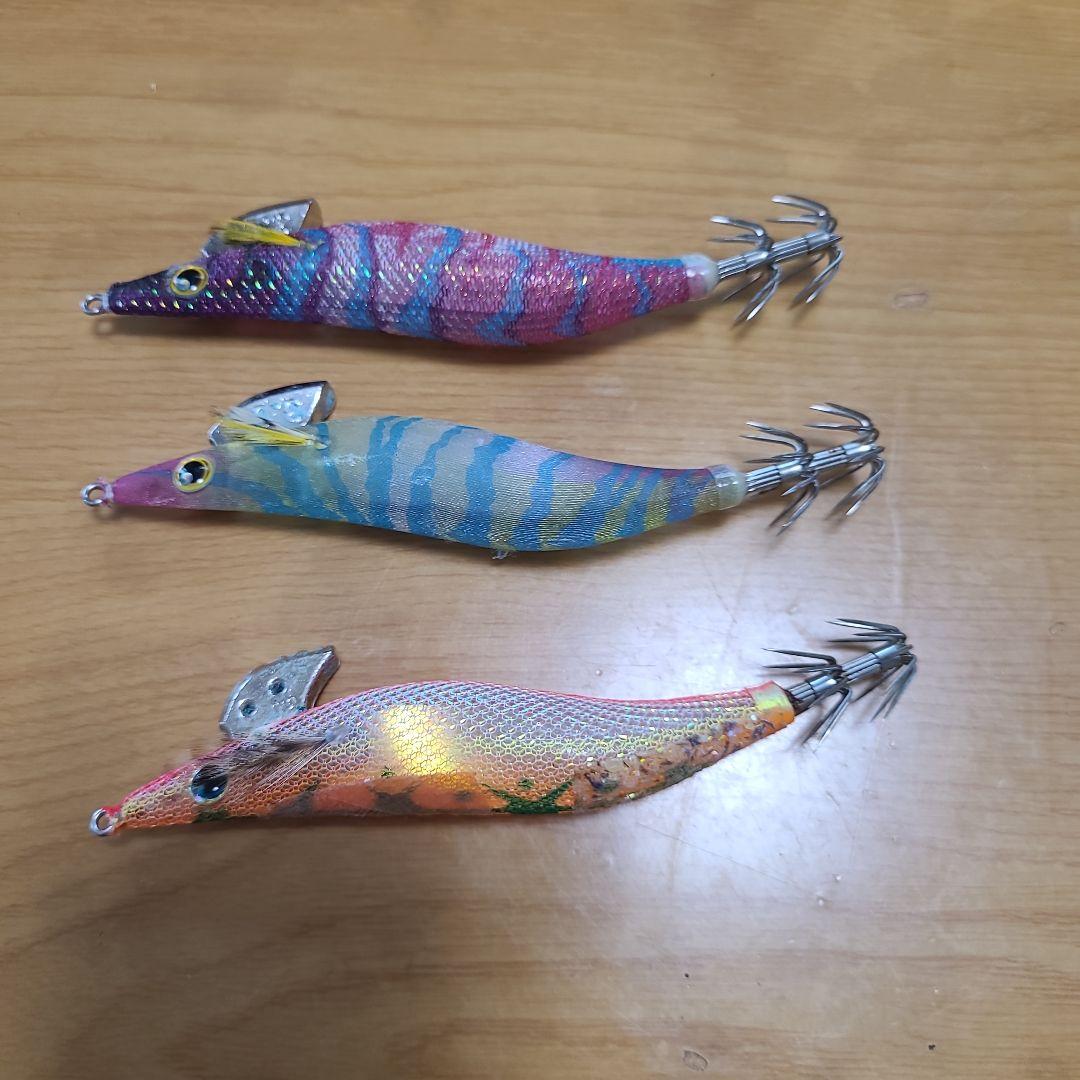 秋イカ釣りに　有名メーカー3号と2.5号エギ 28個セット