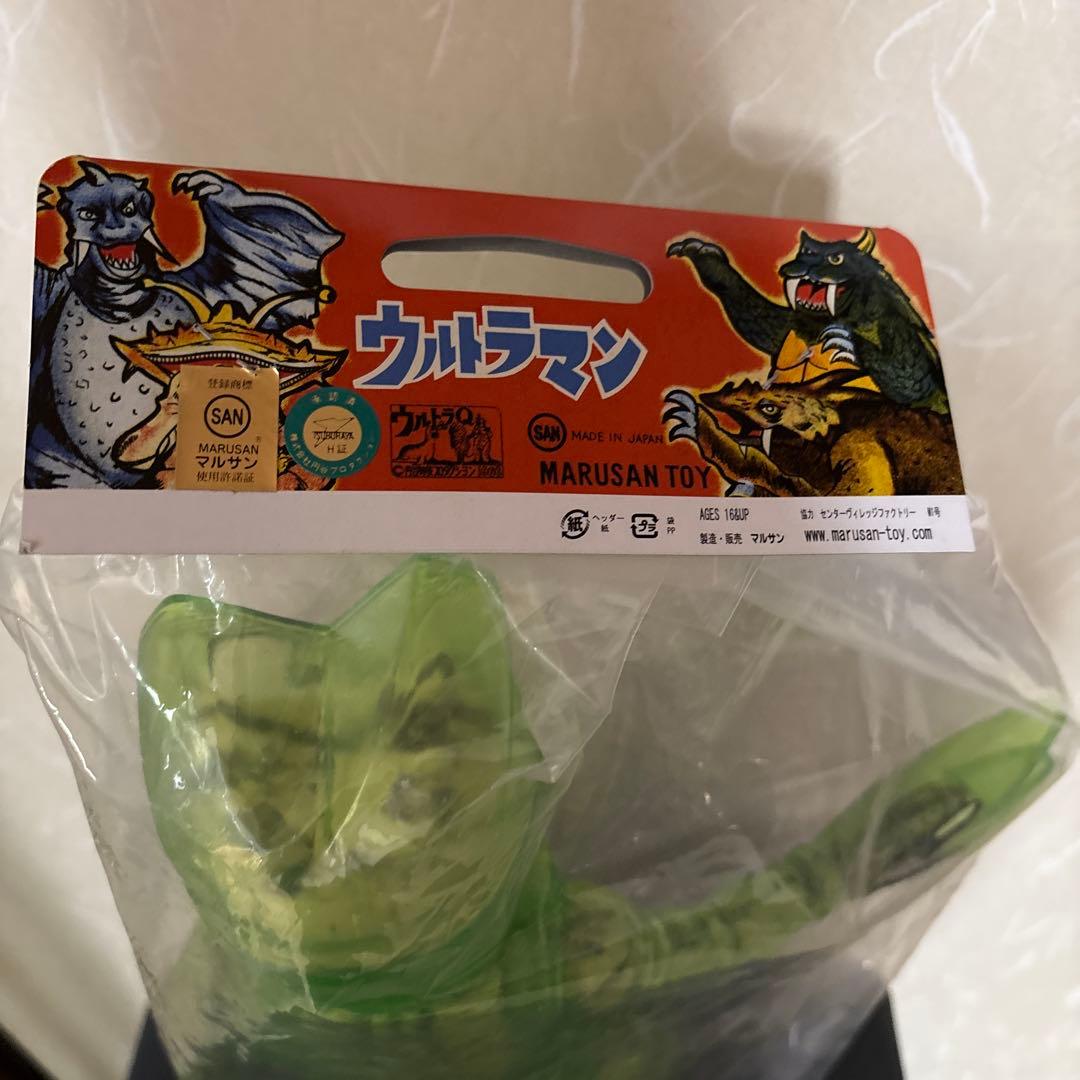 ソフビ　マルサン　SECRETBASE バルタン星人　450