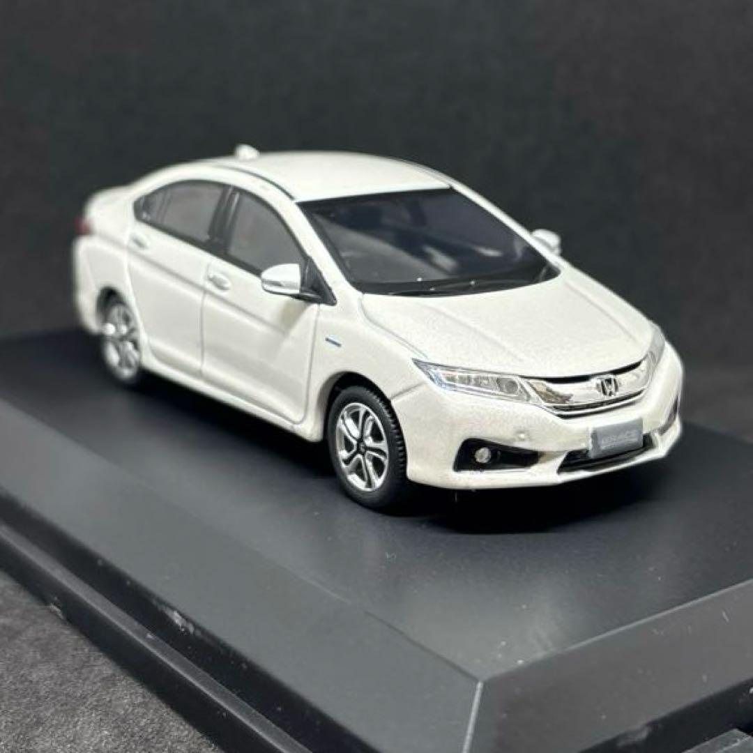1/43 ホンダ カラーサンプル グレイス 前期 ホワイトオーキッド・パール