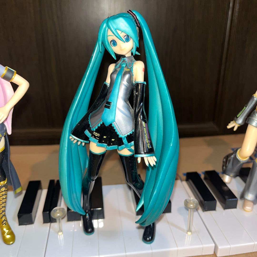 初音ミク　フィギュア3種セット