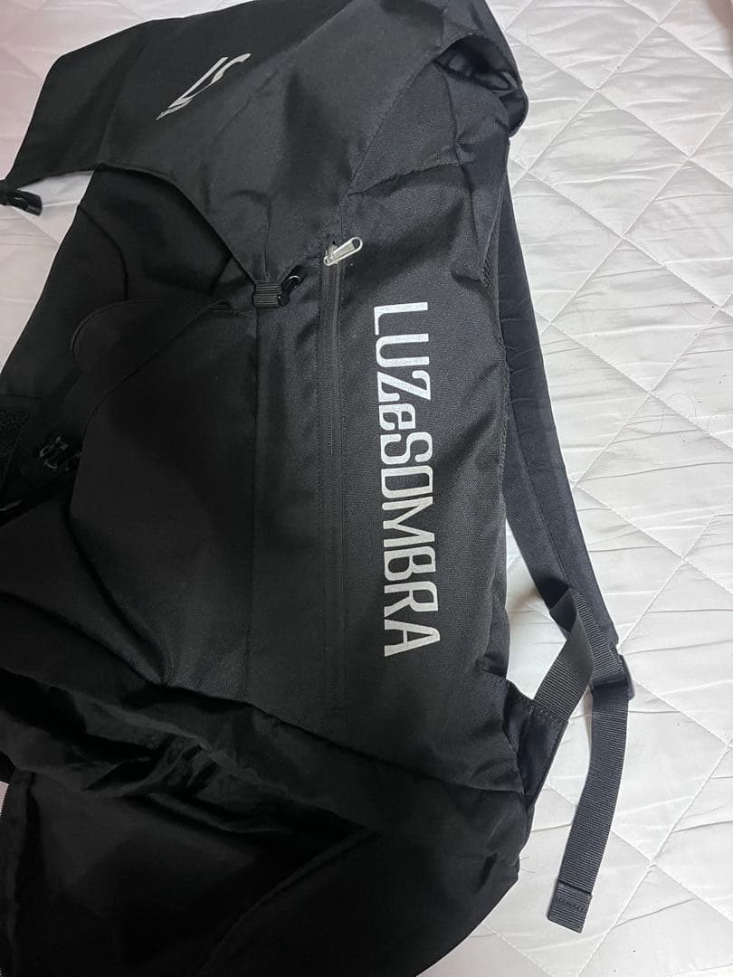 LuzeSombra バックパック　リュックサック　シューズ入れスペースあり