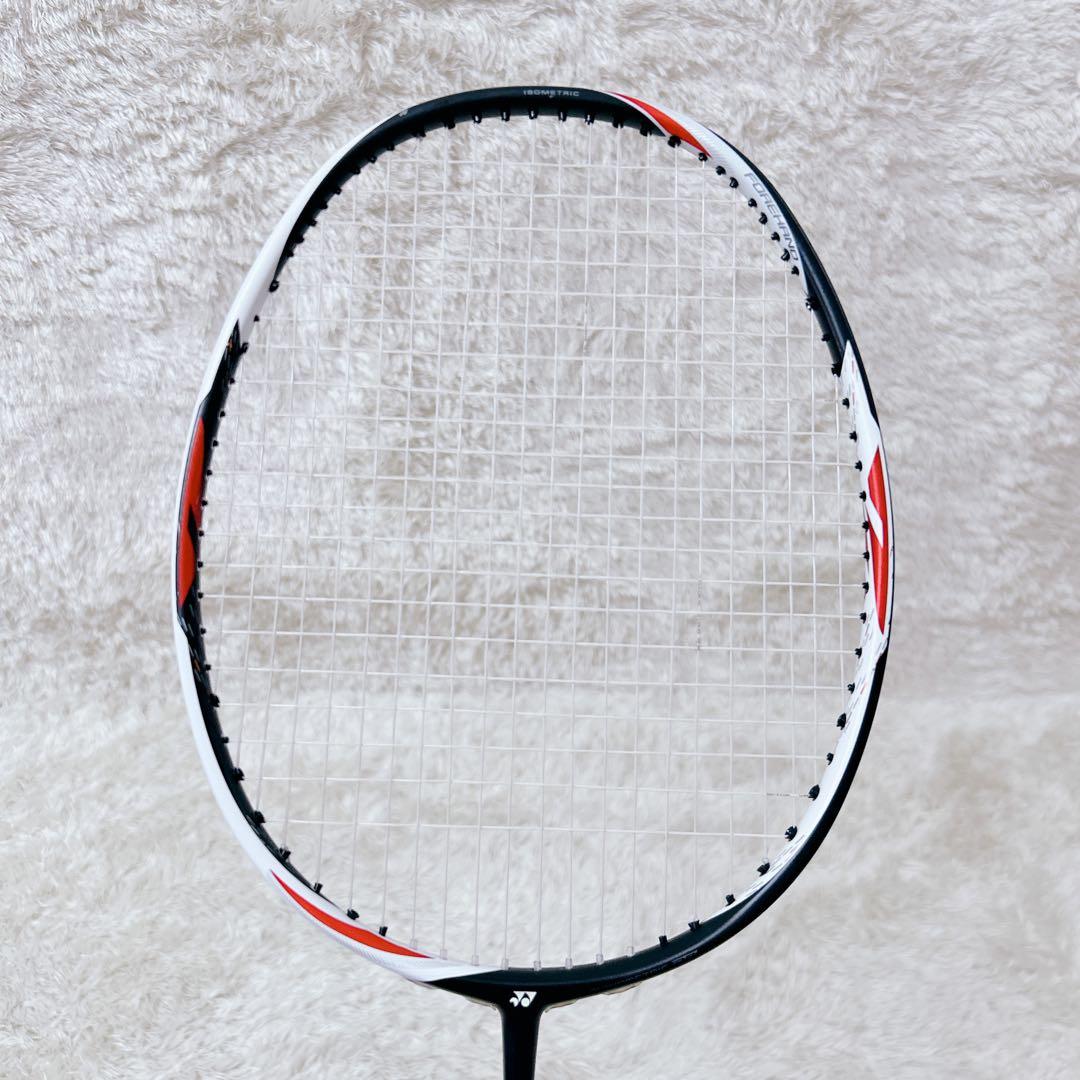 YONEX デュオラ Zストライク 3UG5 バドミントンラケット　2本セット