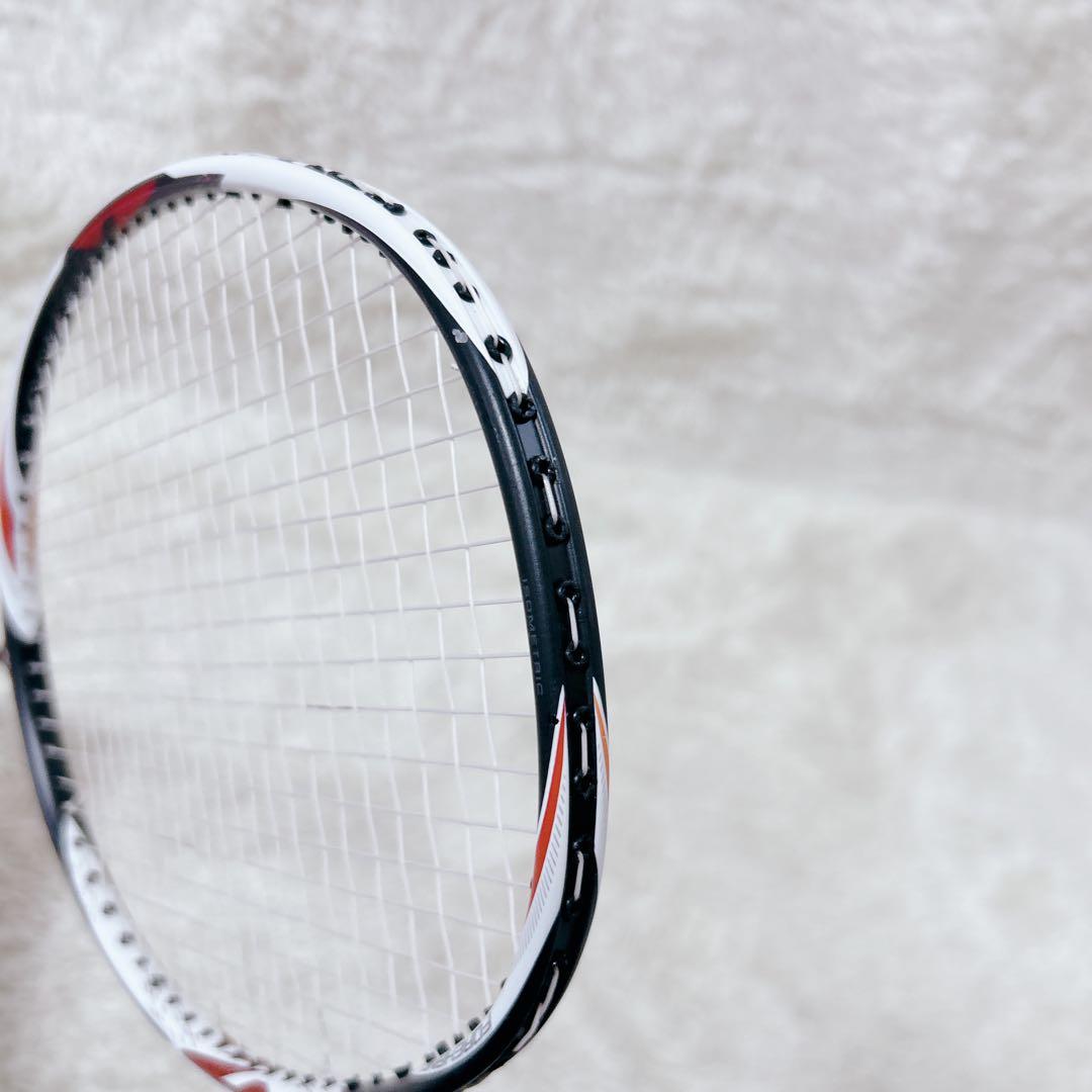 YONEX デュオラ Zストライク 3UG5 バドミントンラケット　2本セット
