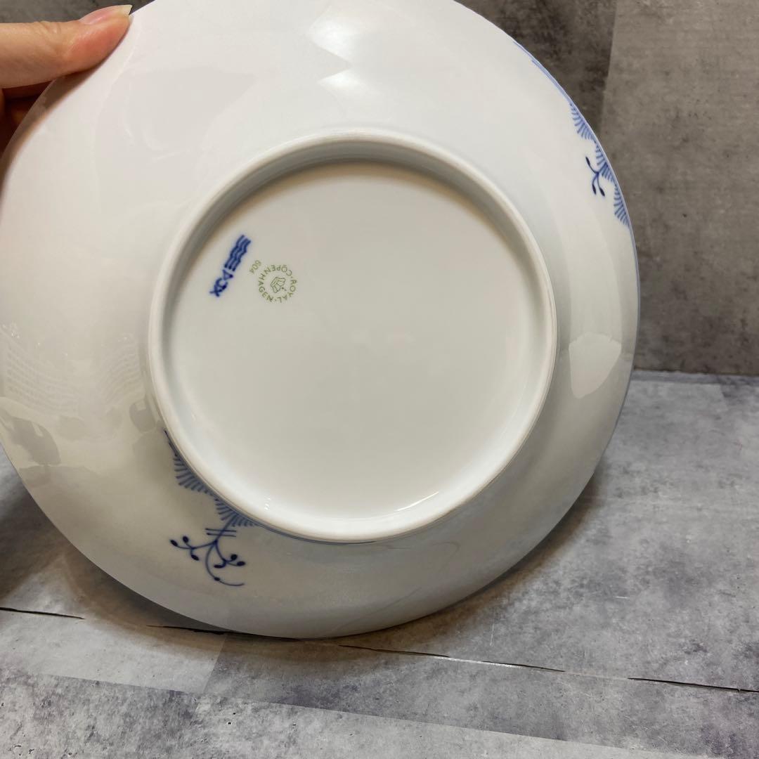 未使用⭐️ロイヤルコペンハーゲン　ブルーエレメンツ　ディーププレート　25cm
