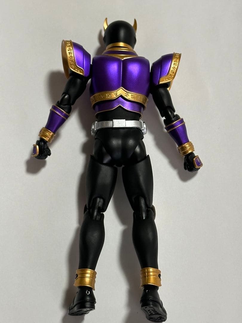 S.H.Figuarts　真骨彫製法　仮面ライダークウガ　ライジングタイタン