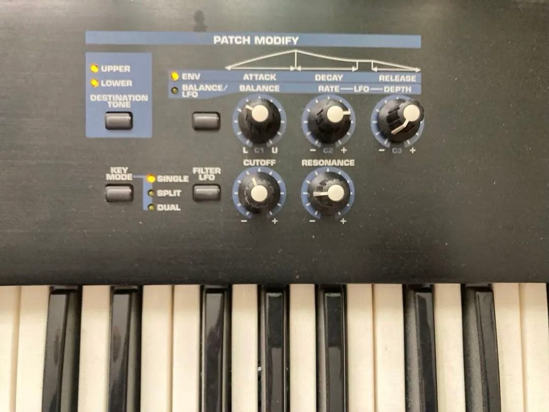 Roland JUNO D ローランド シンセサイザー 61鍵