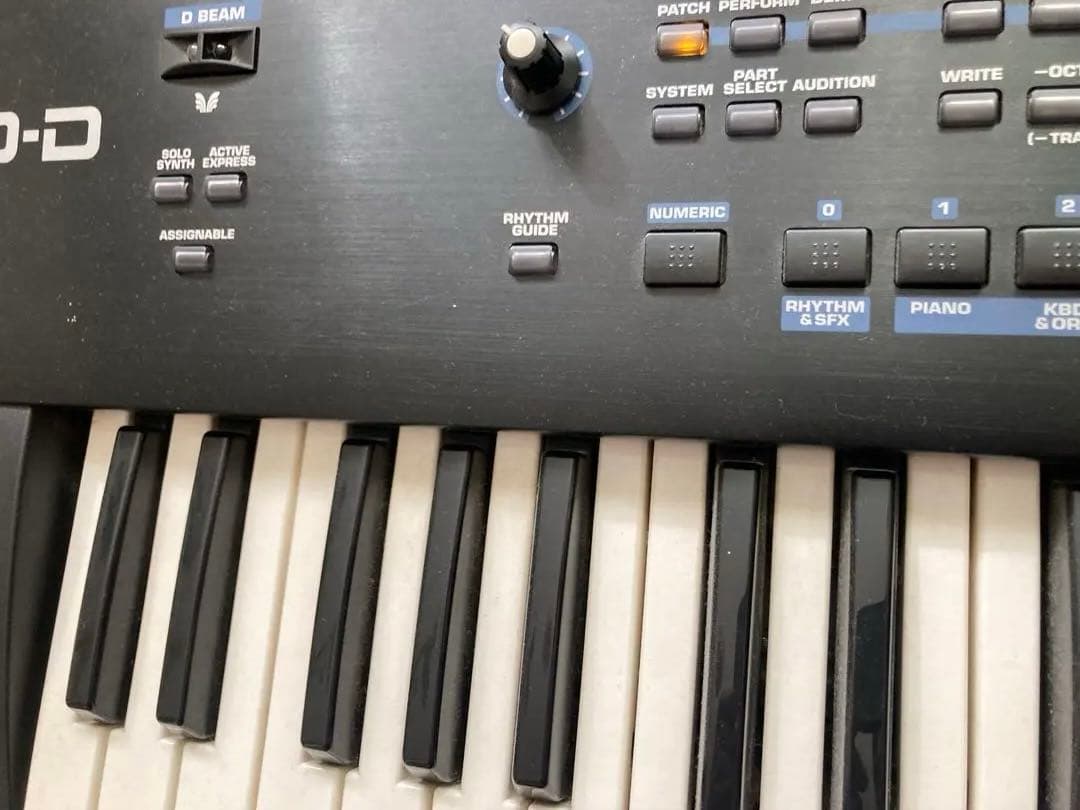 Roland JUNO D ローランド シンセサイザー 61鍵