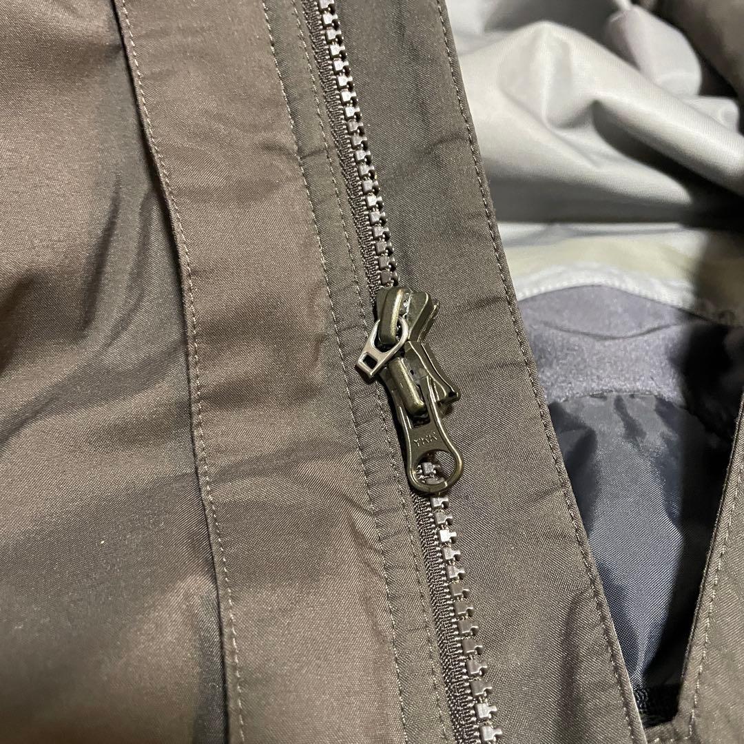 Burtonバートンスキーウェアスノーボードジャケットパーカーフード茶色ブラウン