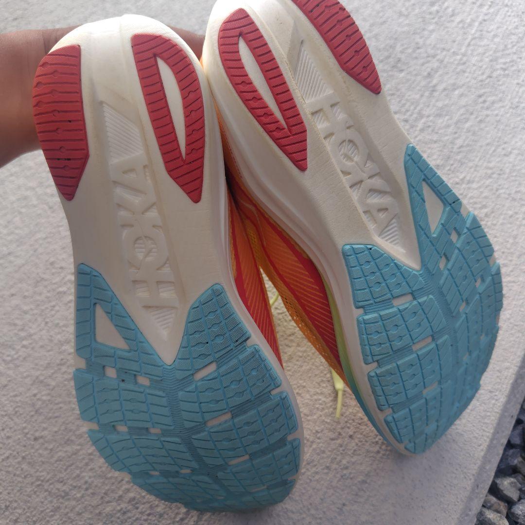 ホカオネオネ　CIELO ROAD　27.0cm　オレンジ