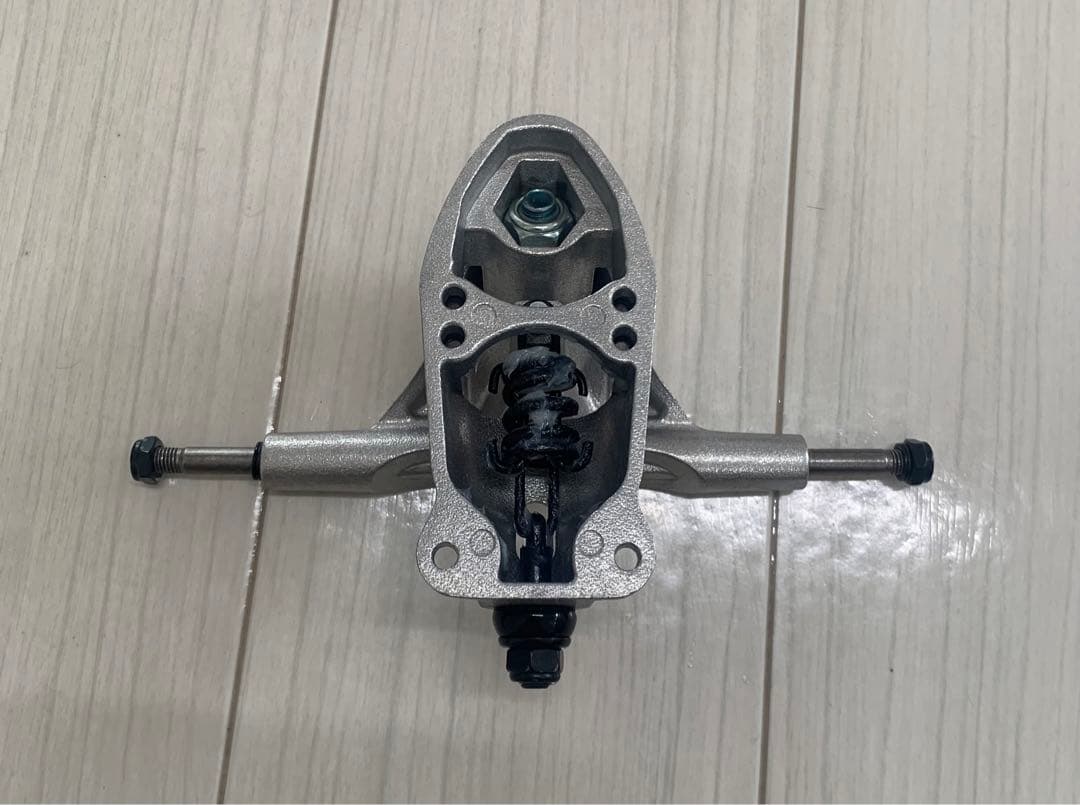 サーフィン・ボディボード SLIDE SurfSkateboards NEW Truck Set