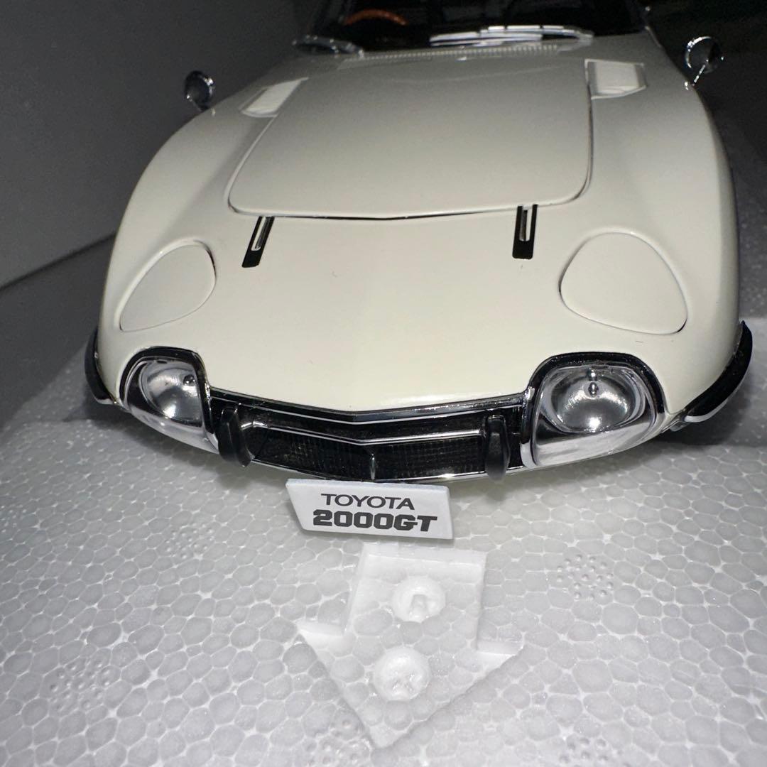 オートアート 1/18 トヨタ2000GT ワイヤースポークホイール