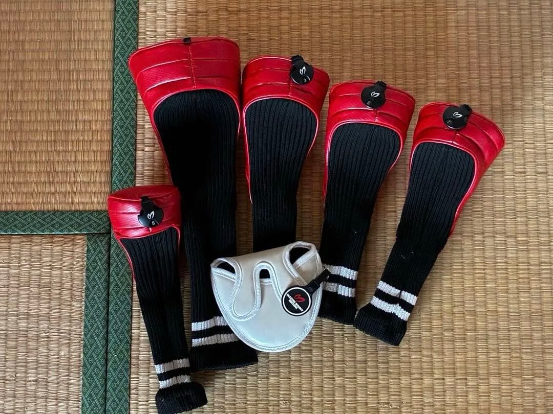 マスターバニー 軽量キャディーバックとヘッドカバー他　多数付属品