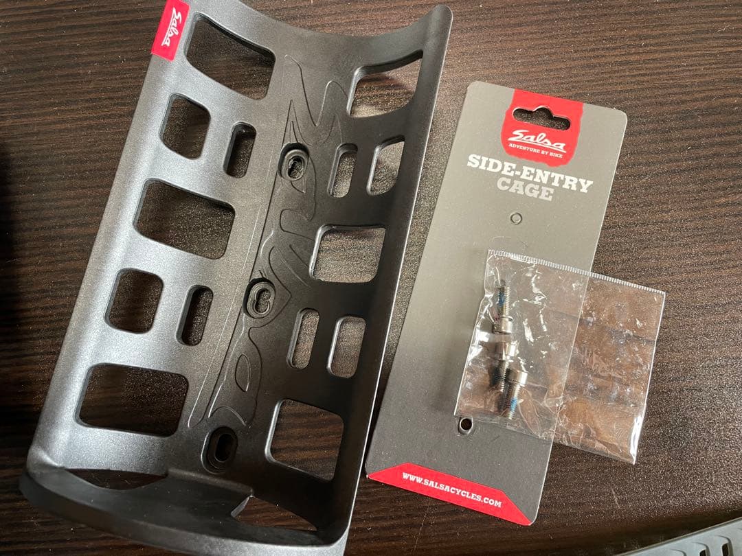 アクセサリー SALSA anything cage bag kit