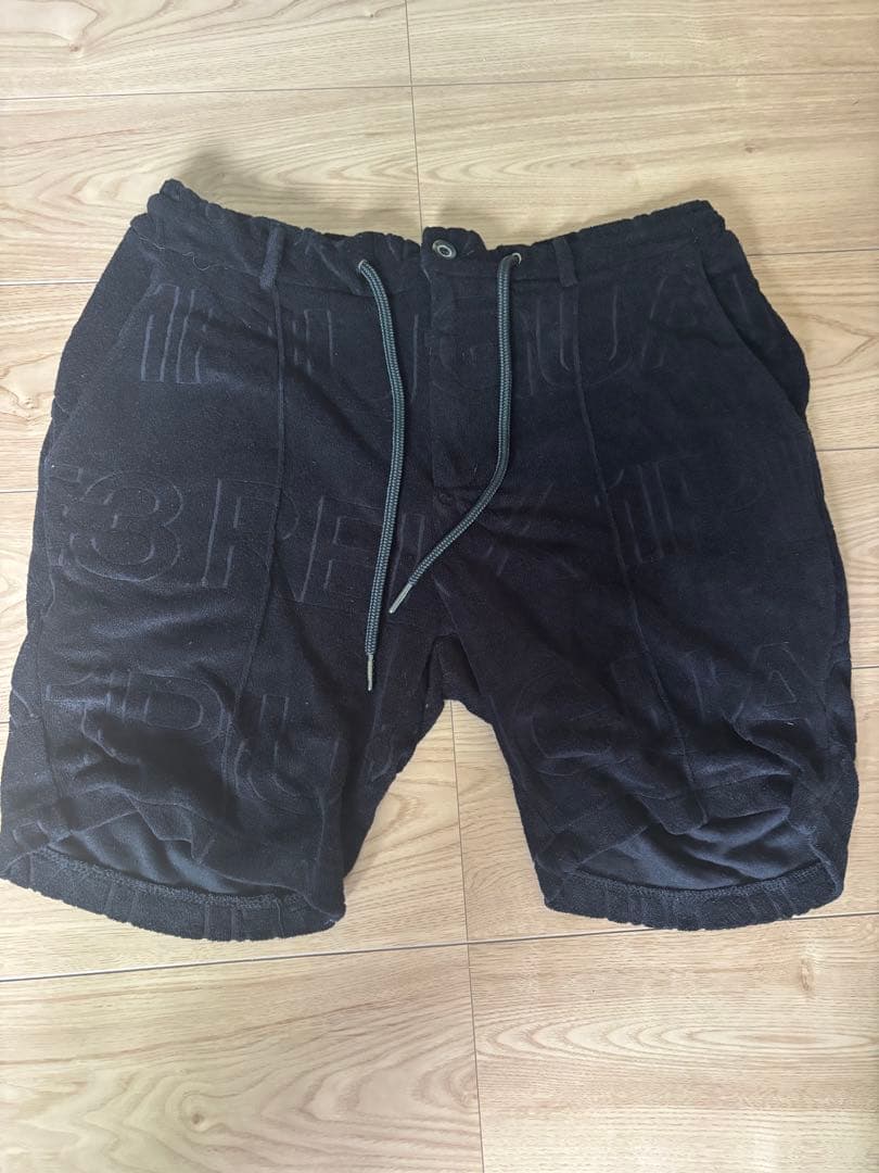 未使用1PIU1UGUALE3 XL セットアップ　ゴルフウェア