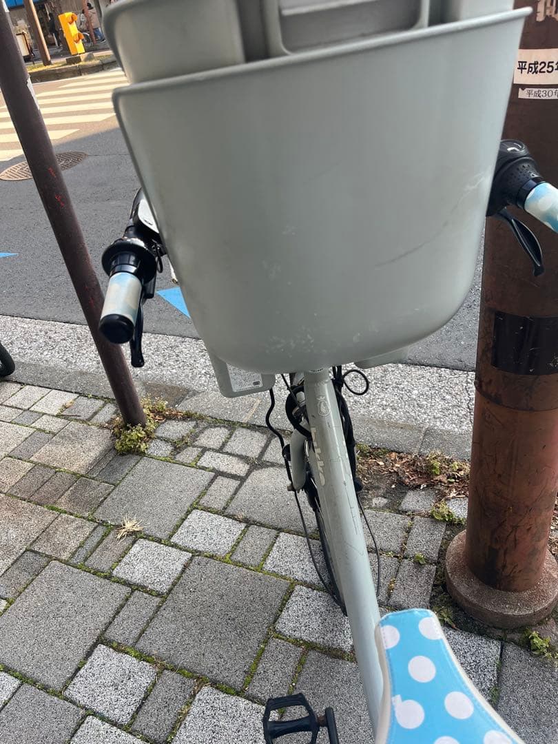 ビッケ　電動アシスト自転車 チャイルドシート2つ付き　※引き取り専用です！