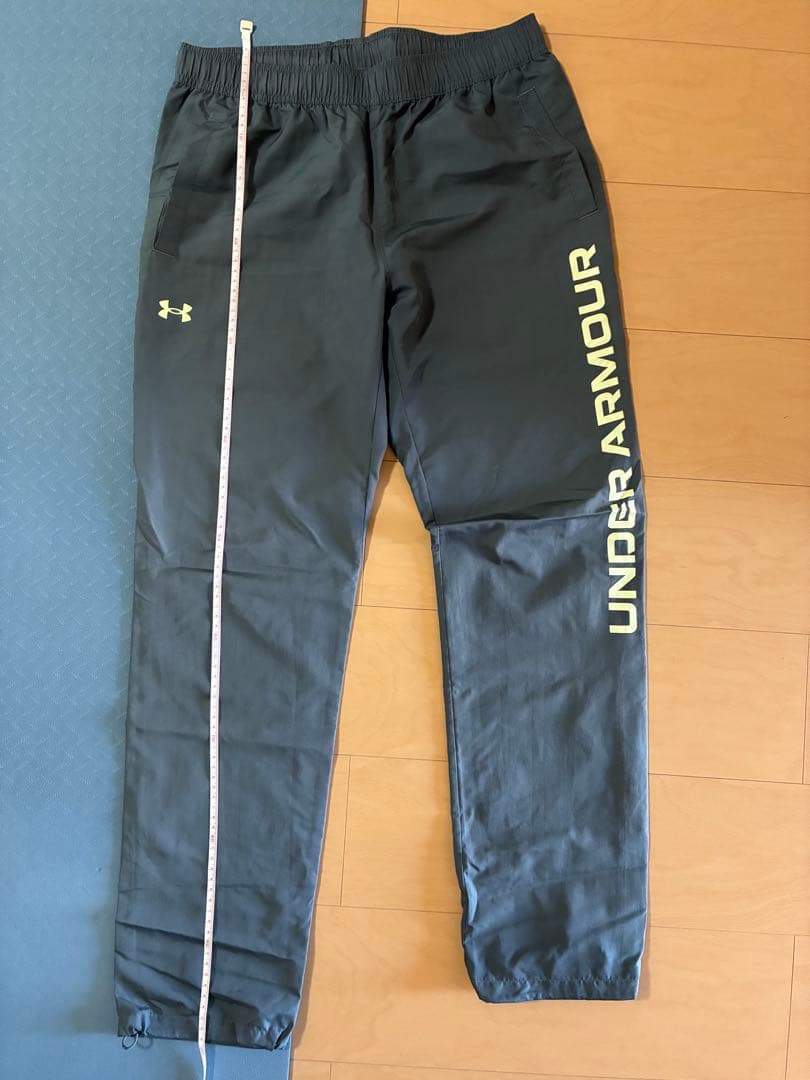 Under Armour ジャージ上下セット グレー　レディースMサイズ